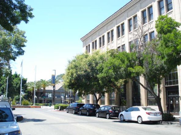 Mondo Building: 501 W Main St, Merced, CA 95340
